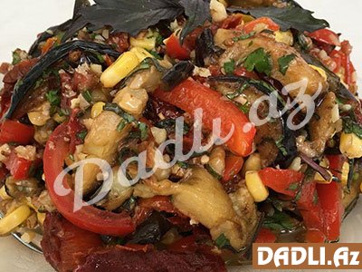 Badımcanla yay salatı resepti - Video resept