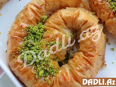 Çox praktik paxlavalıq yufkadan burma resepti