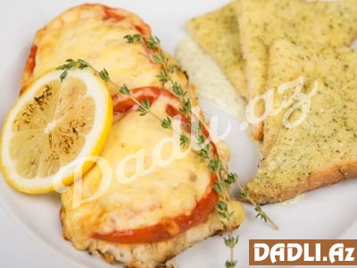 Pendir və mayonezlə balıq sobada resepti