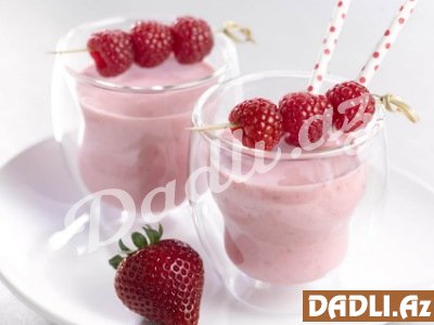 Çiyələkli Marshmallow Milkshake resepti