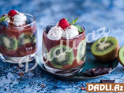 Kivi ilə asan desert resepti