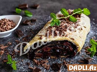 Şokolad və albalı ilə ştrudel resepti