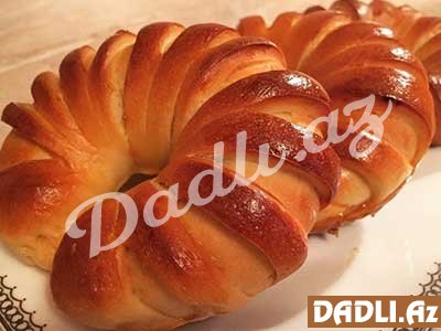 Yumşaq, dadlı, içlikli bulka resepti - Video resept