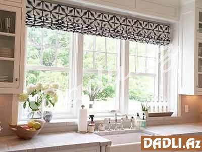 Sadə çiçəkli mətbəx dekorasiyaları