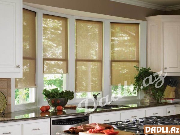 Sadə çiçəkli mətbəx dekorasiyaları