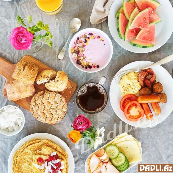 İsveç səhər yeməyi və süfrələri