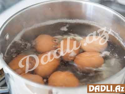 Yumurtanı qaynadanda suyunu atmayın