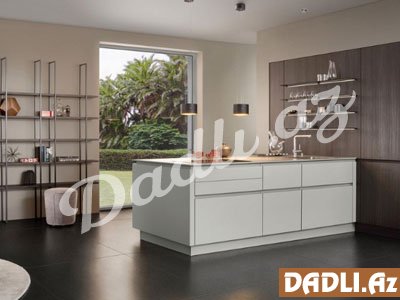 Mətbəxdə əzaqlar üçün saxlama dolabları