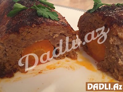 Qoyunun iç piyinə bükülmüş ət ruleti resepti - Video resept