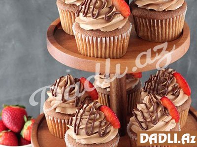 Ad günlərinin vazgeçilməzi cupcake resepti