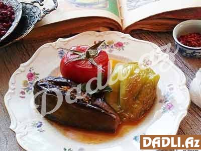 Badımcan, bibər və pomidor dolması resepti