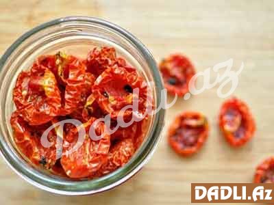 Gündə qurudulmuş pomidor