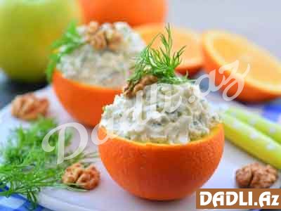 Portağal kasasında almalı kərəviz salatı resepti - Video resept