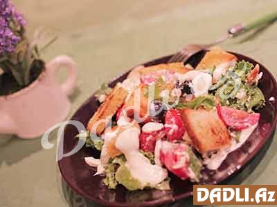 Sezarsayağı salat resepti - Video resept