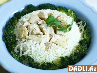 Toyuqlu düyü resepti