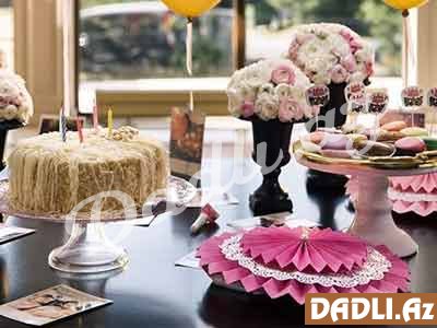 Ad günü süfrəsi hazırlamaq