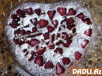 Çiyələkli piroq resepti