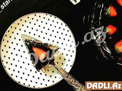Şokoladlı və çiyələkli tort resepti