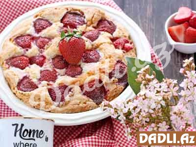 Kefirli çiyələkli bahar keksi resepti