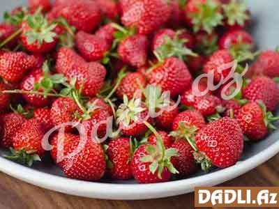 Çiyələk yemək üçün səbəblər