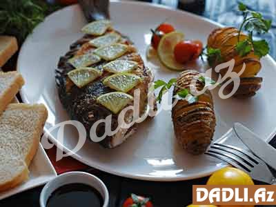 Sobada hazırlanmış kartof ilə Dorado balığı resepti