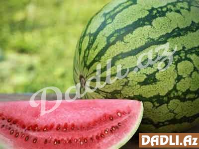 Şirin qarpız seçərkən bunlara diqqət edin: Erkək, yoxsa dişi qarpız?