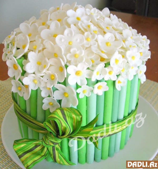 Novruz bayramı üçün tort dizayn modelləri