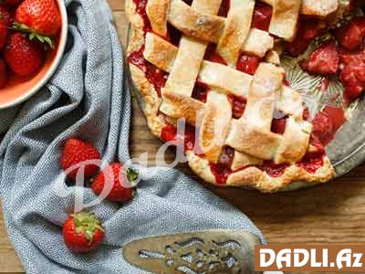 Çiyələkli piroq resepti