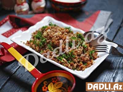 Tacir sayağı qarabaşaq toyuq filesi ilə resepti