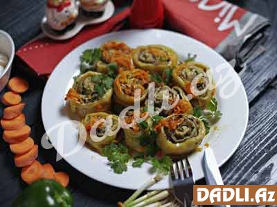 Dana ətindən "qızıl gül" kök qovurması ilə resepti