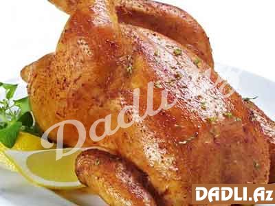 Sobadan çıxan toyuğu dərhal yeməyi üzərinə marqarin və limon çəkin