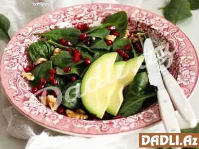 Avokadolu ispanaq salatı resepti