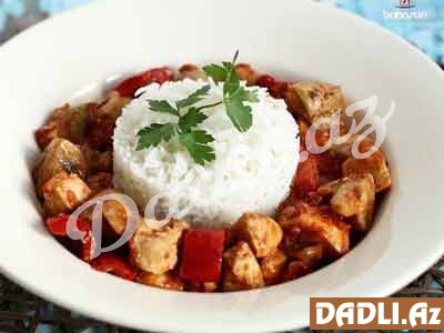 Göbələkli toyuq sote resepti