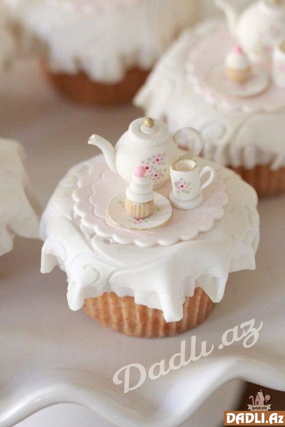 30 fərqli dizaynda cupcakelər