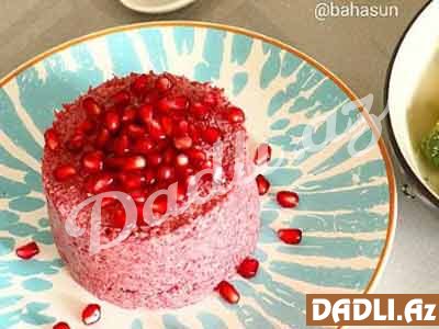 Narlı çuğundur salatı resepti