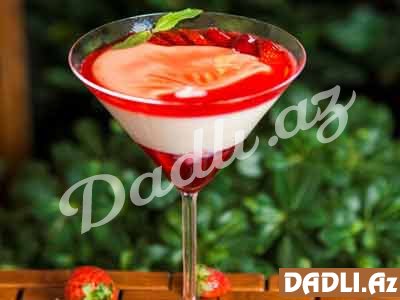 Çiyələkli panakota resepti