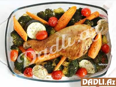 Sobada tərəvəzli hind quşu toyuğu resepti