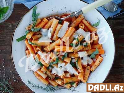 Düdüklü'də düdük makaron resepti - Video resept