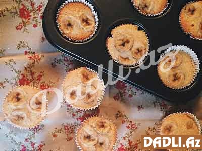 Yüngül və ləzzətli bananlı maffin resepti
