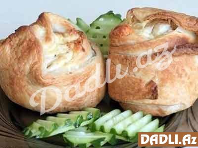 Pendir və toyuq əti ilə gül pirojkilər resepti - FOTO RESEPT