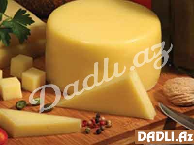 Pendirin kəsik kənarlarına kərə yağı sürətsəniz