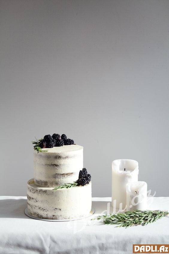 Yay üçün az kremli və sadə tortlar