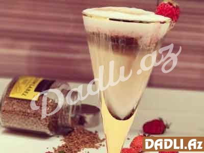 Çiyələkli latte resepti