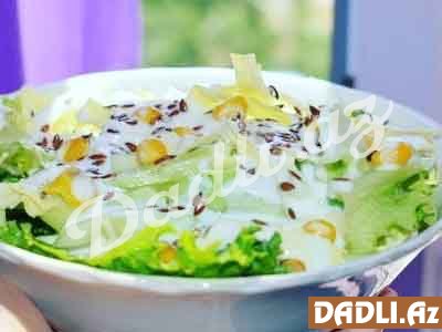 Yüngül yay salatı resepti