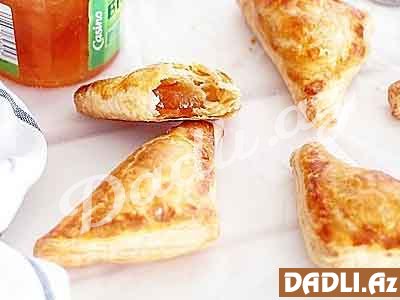 Qat-qat xəmirdən portağal cemli üçkünclər resepti