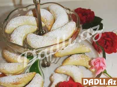 Kiçik banan piroqu resepti