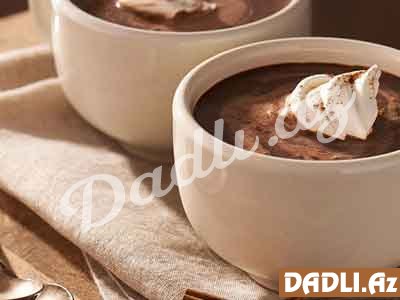 Hamı tərəfindən sevilən bir içki olan isti şokolad resepti