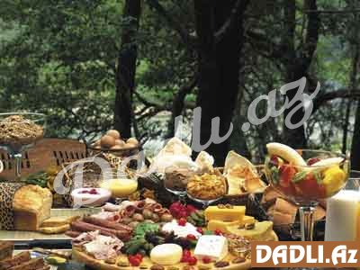 Bağ süfrə dekoru üçün ideyalar