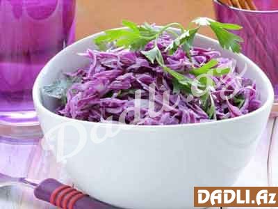 Qırmızı kələm salatı resepti