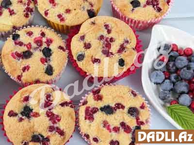 Kefirli giləmeyvəli keks resepti